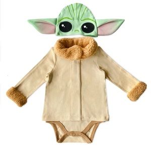 Baby’s Baby Yoda Halloween Costume